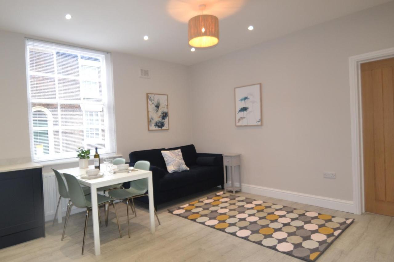 Charming 1 Bed Georgian Apartment Chester Exterior foto
